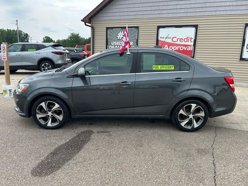 Used 2017 Chevrolet Sonic Premier FWD image 8