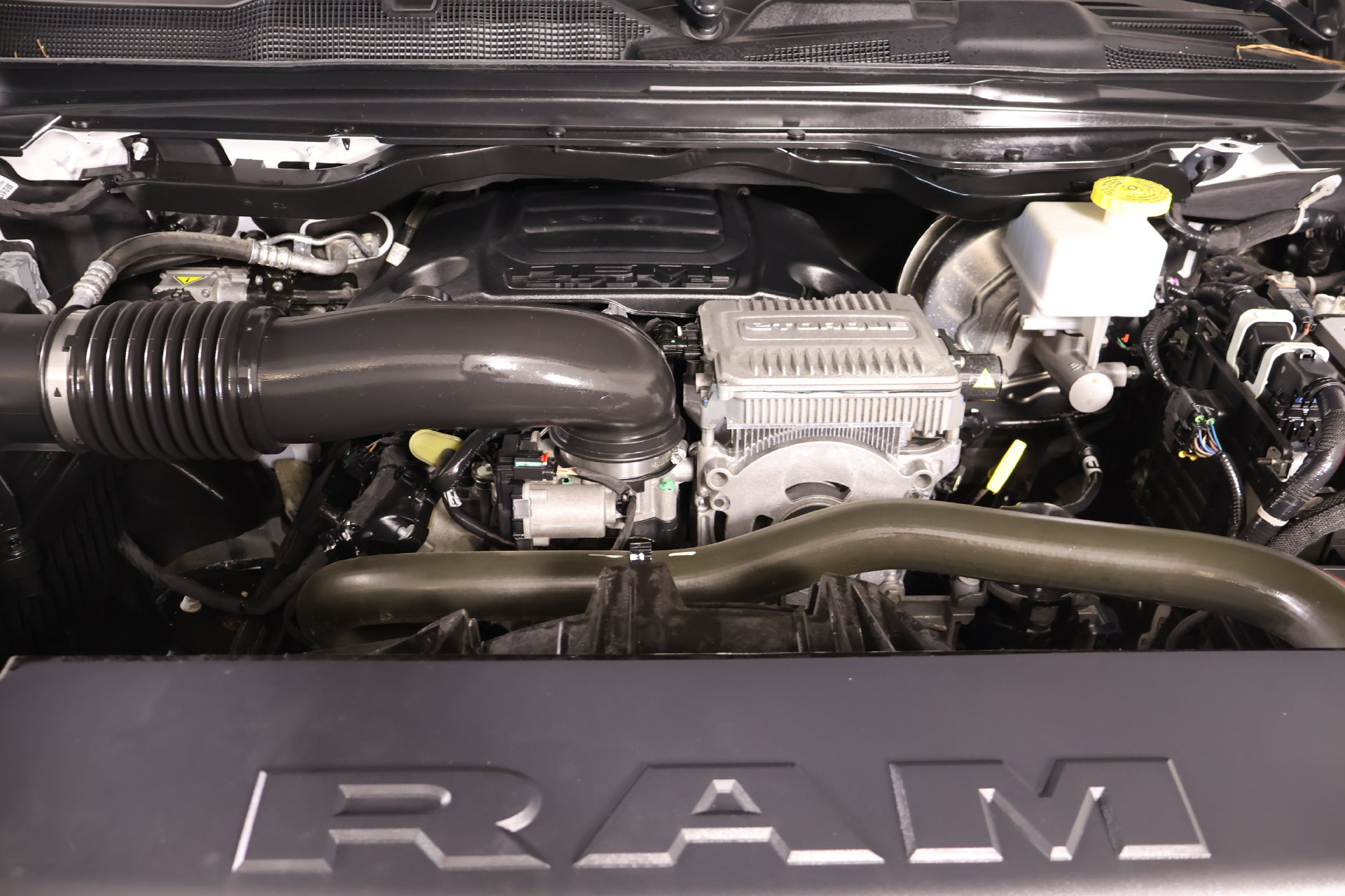 Used 2023 RAM 1500 Laramie AWD/4WD image 20