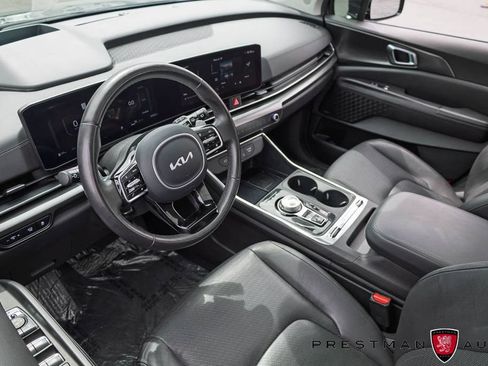 Used 2025 Kia Carnival SX Prestige FWD image 22