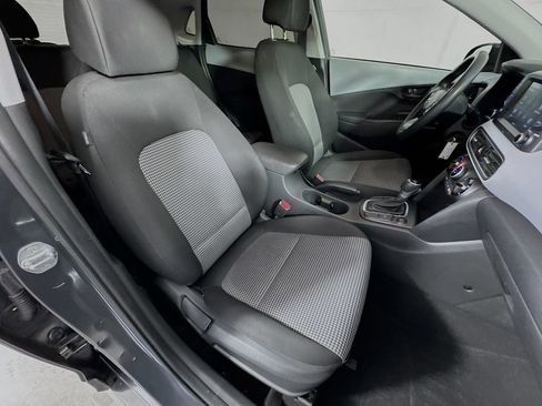 Used 2020 Hyundai Kona SE AWD/4WD image 32