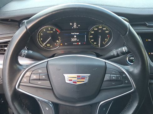 Certified 2023 Cadillac XT5 Luxury image 14