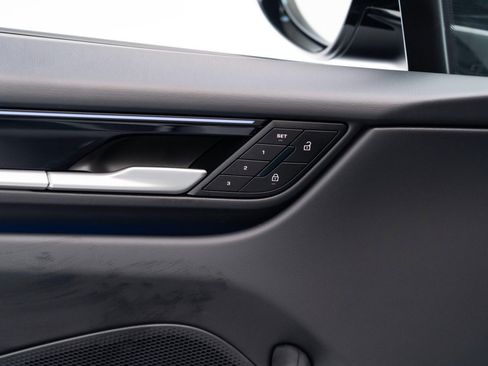 Used 2024 Porsche Macan 4 Electric image 23