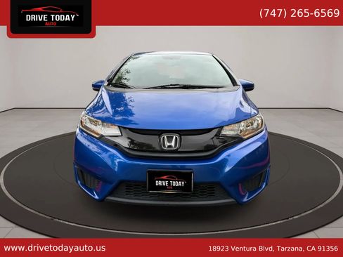 Used 2017 Honda Fit LX image 1
