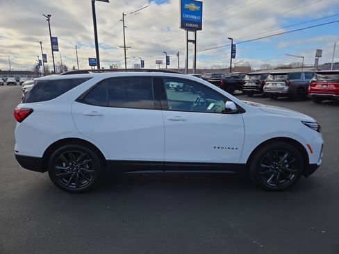 Certified 2022 Chevrolet Equinox RS w/ RS Leather Package image 2