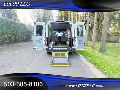 Used 2018 Ford Transit 150 XL image 42