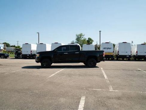 Used 2017 GMC Canyon Denali AWD/4WD image 3