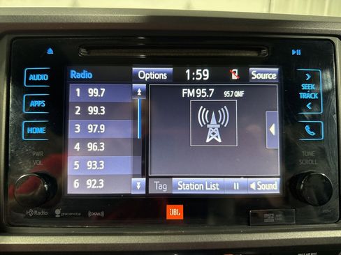 Used 2019 Toyota Tacoma TRD Sport AWD/4WD image 23