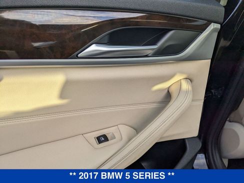 Used 2017 BMW 530i xDrive image 30