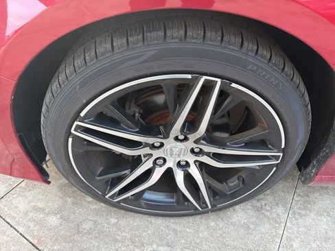 Used 2021 Honda Accord Touring image 11