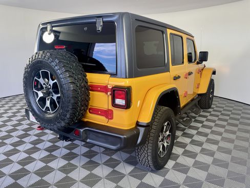 Used 2021 Jeep Wrangler Unlimited Rubicon AWD/4WD image 5