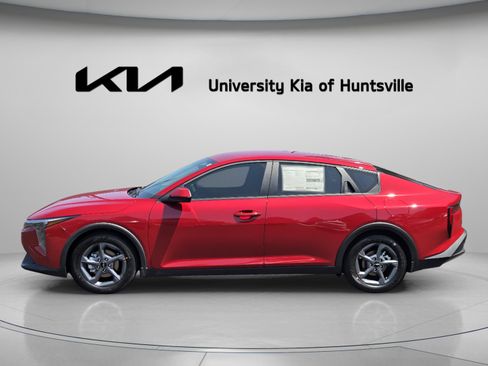 New 2026 Kia K4 FWD image 4