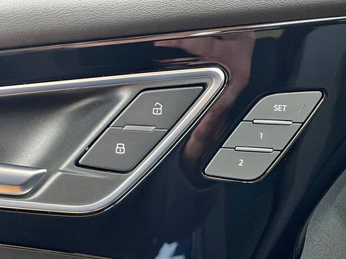 Used 2023 Audi Q4 e-tron Prestige w/ Black Optic Package image 16