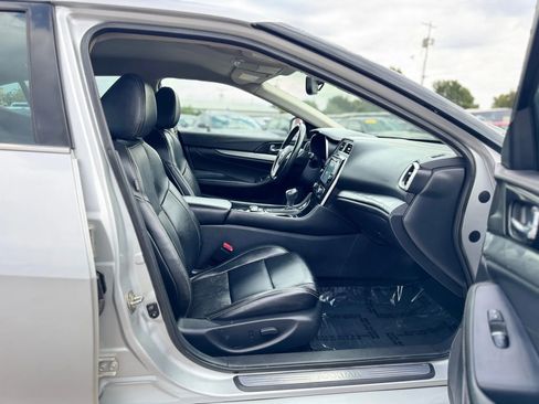 Used 2018 Nissan Maxima 3.5 SV image 28