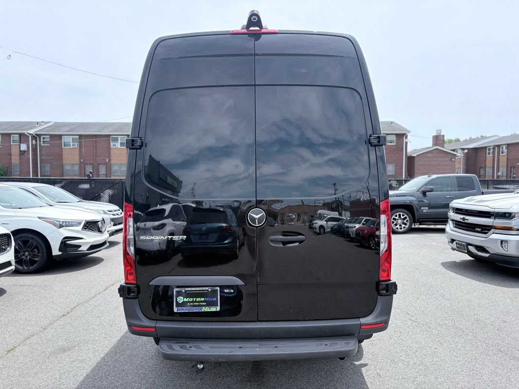 Used 2019 Mercedes-Benz Sprinter 1500 image 11