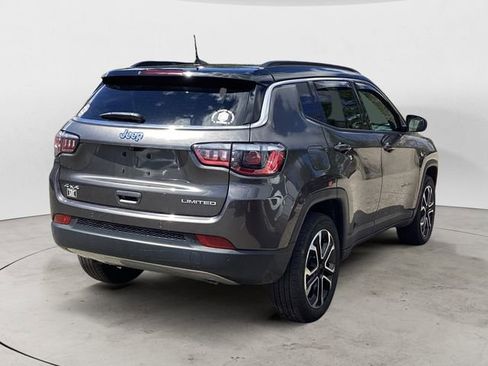 Used 2024 Jeep Compass Limited w/ Sun and Sound Group image 5