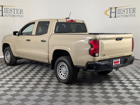 Used 2023 Chevrolet Colorado W/T image 5