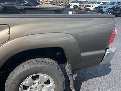 Used 2015 Toyota Tacoma 4x4 Double Cab image 6