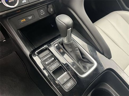 Certified 2024 Acura Integra image 22