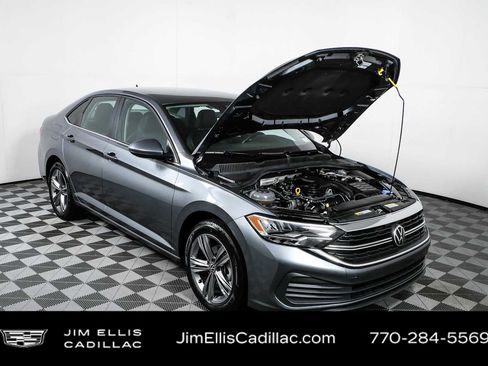 Used 2024 Volkswagen Jetta SE FWD image 30