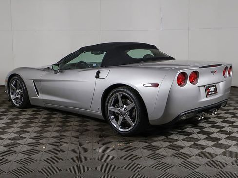 Used 2007 Chevrolet Corvette Convertible w/ Preferred Equipment Group RWD image 7