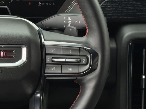 Used 2026 GMC Yukon AT4 Ultimate AWD/4WD image 16