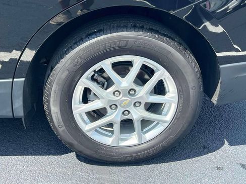 Used 2023 Chevrolet Equinox LS FWD image 9