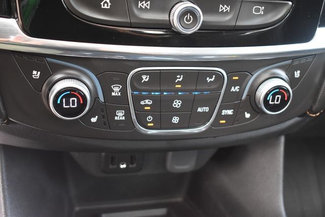 Used 2018 Chevrolet Traverse Premier AWD/4WD image 38