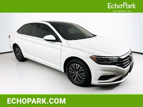 Used 2019 Volkswagen Jetta SE w/ Cold Weather Package image 1