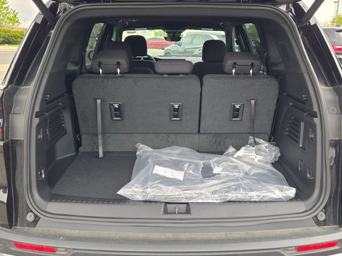New 2026 GMC Acadia Elevation FWD image 28