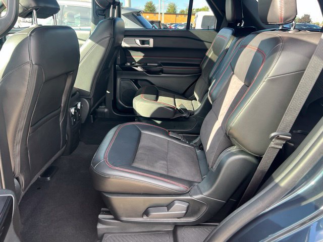 Certified 2024 Ford Explorer ST-Line w/ Class IV Trailer Tow Package AWD/4WD image 23