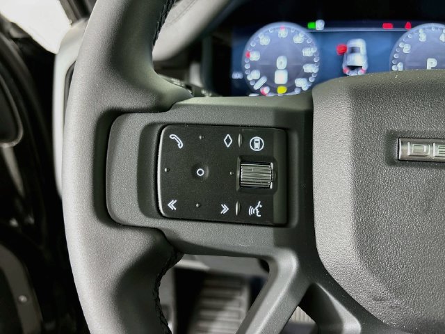 New 2026 Land Rover Defender 110 X-Dynamic SE AWD/4WD image 10