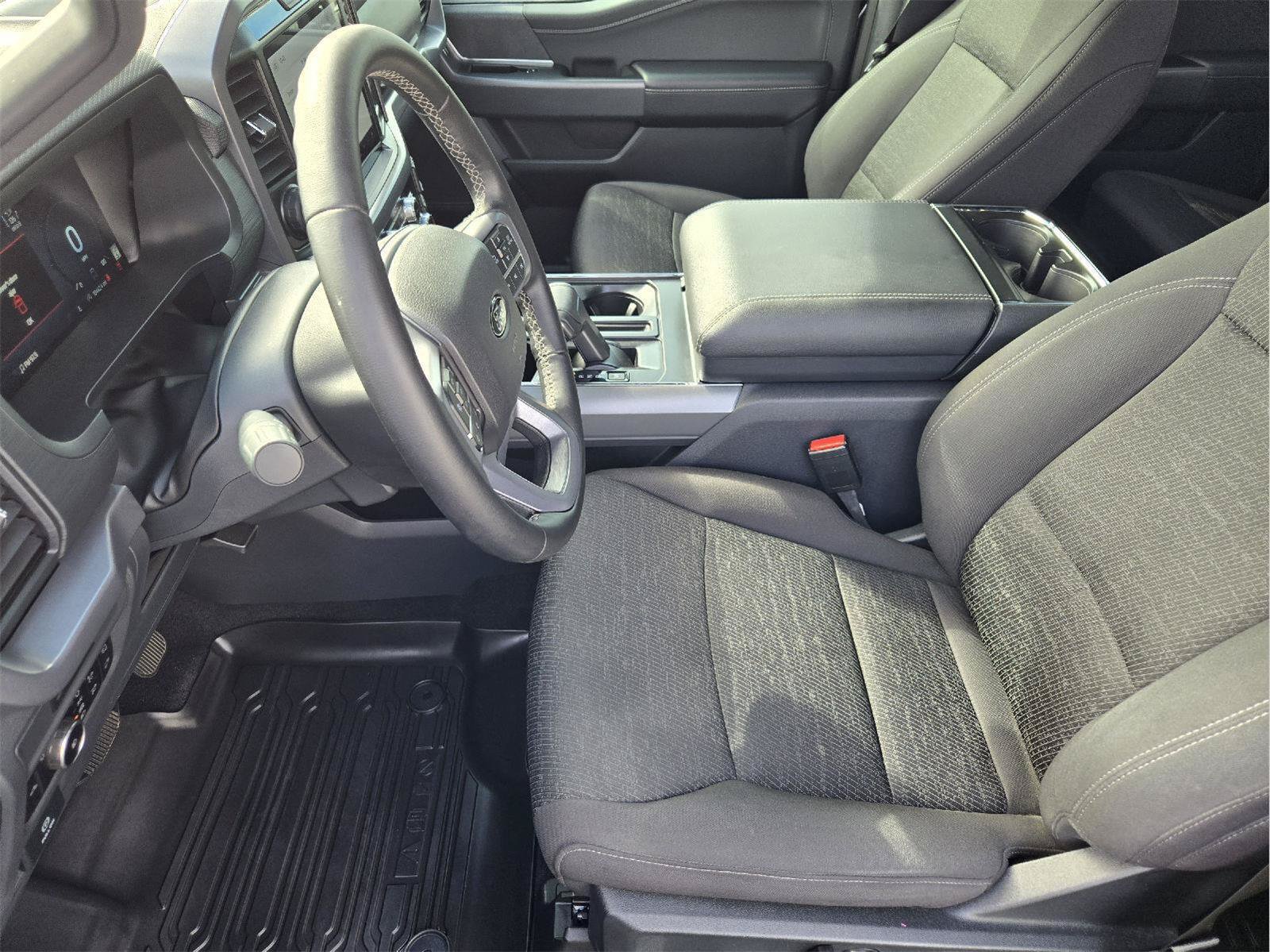 Used 2025 Ford F150 XLT w/ Equipment Group 302A MID RWD image 13
