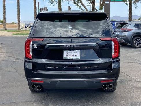 Used 2024 GMC Yukon XL Denali Ultimate AWD/4WD image 5