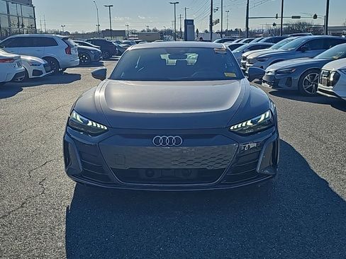 Used 2022 Audi e-tron GT Premium Plus image 16