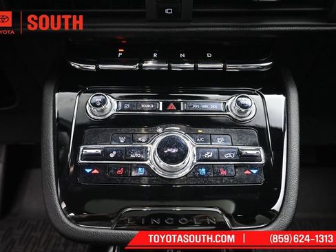 Used 2021 Lincoln Corsair Reserve w/ Elements Package AWD/4WD image 21
