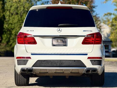 Used 2014 Mercedes-Benz GL 63 AMG 4MATIC image 9