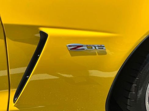 Used 2006 Chevrolet Corvette Z06 RWD image 14