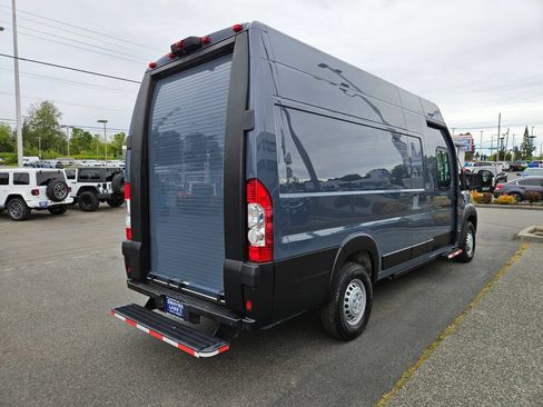 Used 2024 RAM ProMaster 3500 FWD image 5