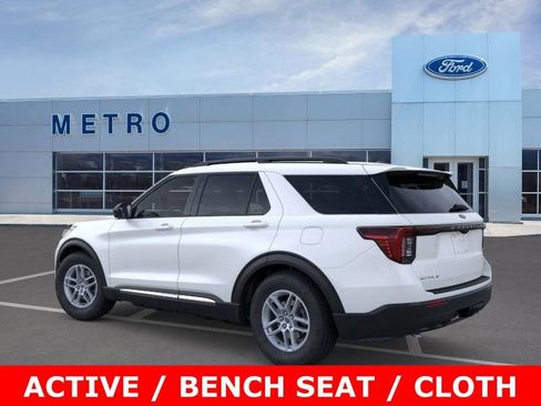 New 2025 Ford Explorer Active image 5