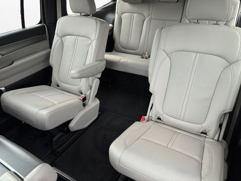 New 2026 Jeep Grand Wagoneer 2WD image 22