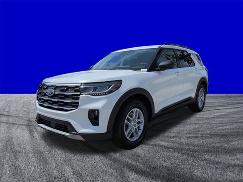 New 2026 Ford Explorer Active w/ Active Comfort Package RWD image 8