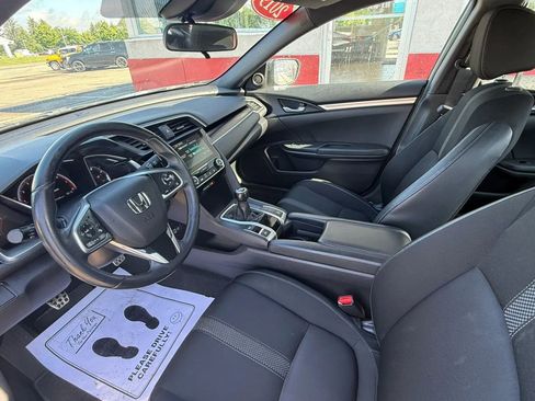 Used 2019 Honda Civic Sport image 9