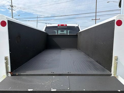 Used 2022 RAM 3500 Tradesman AWD/4WD image 10