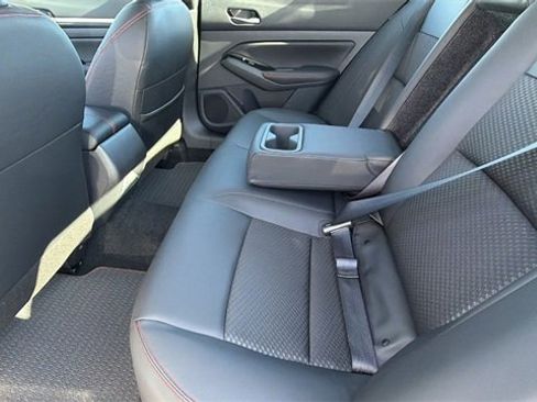 New 2025 Nissan Altima 2.5 SR image 16