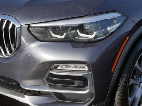 Used 2021 BMW X5 xDrive40i w/ Convenience Package image 16