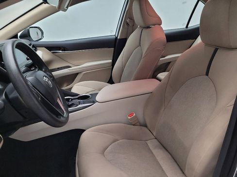 Used 2022 Toyota Camry LE FWD image 17