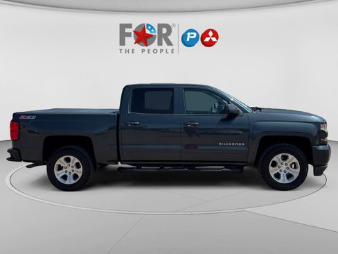 Used 2017 Chevrolet Silverado 1500 LT w/ All Star Edition AWD/4WD image 6