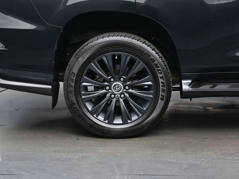 Used 2023 Lexus GX 460 Premium image 9