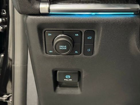 New 2025 Ford Expedition Max Platinum w/ Stealth Performance Package image 15