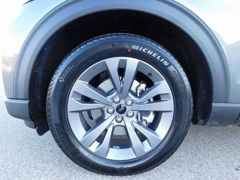 New 2026 Ford Explorer Active w/ Active Comfort Package image 10